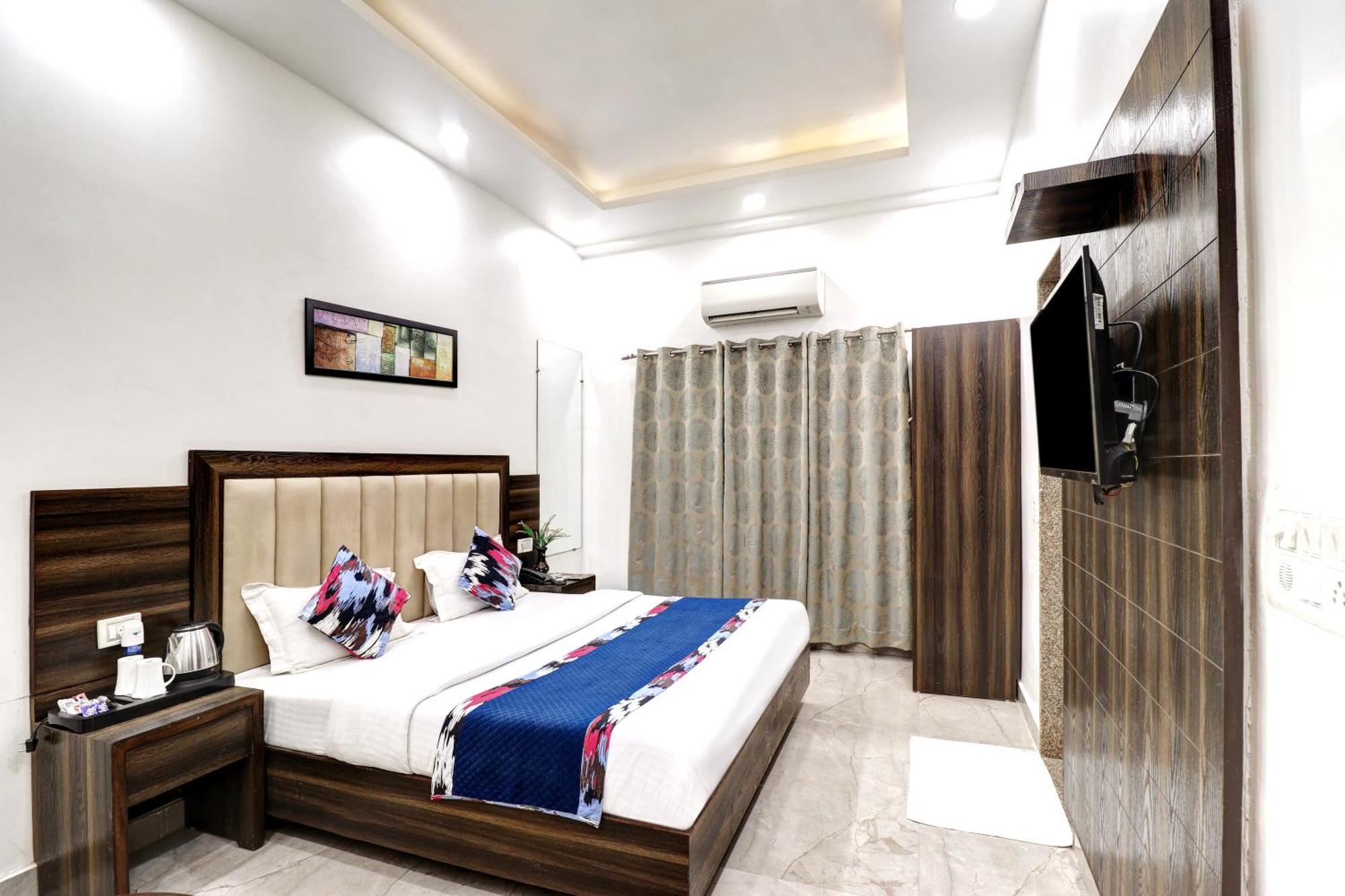 Hotel Emporio Dx - New Delhi Railway Station - Paharganj المظهر الخارجي الصورة